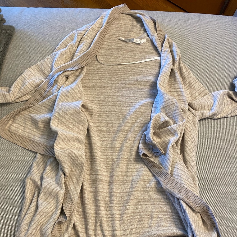 COPY - Sweater shrug